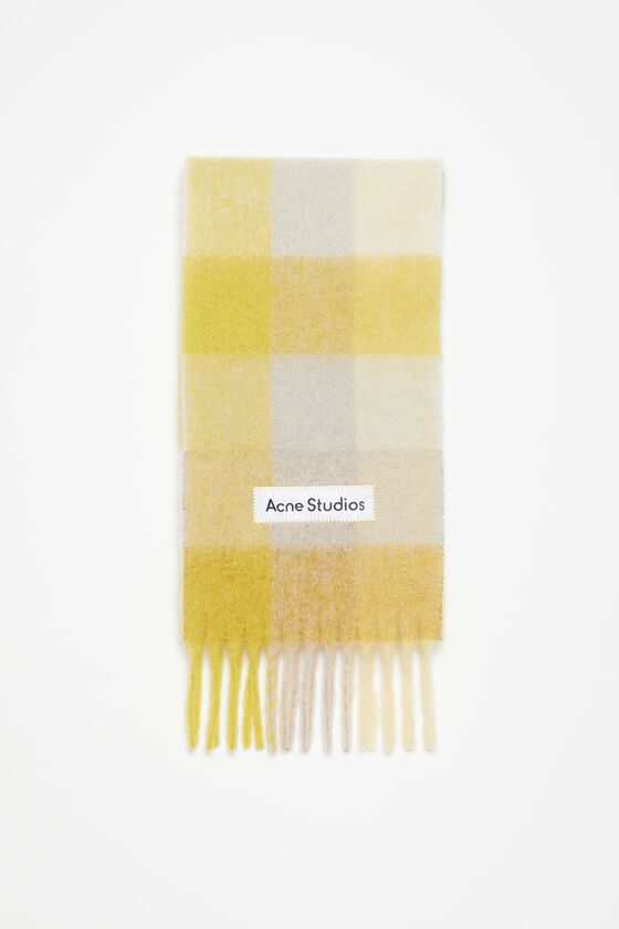 (image for) Sweet Mohair checked scarf